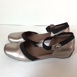 Gentle Souls Iso Jane Ankle-Strap Flats